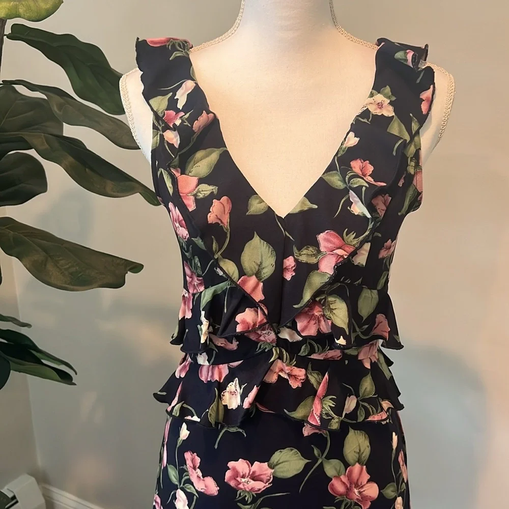 NWT OHS Ruffled Maxi Dress zip-up with clasp and front slit, size Small - Picture 3 of 6